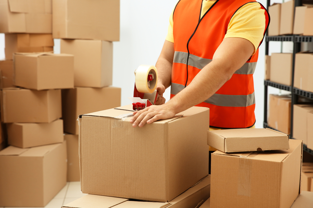 Đóng gói sản phẩm tại BentreLogistics